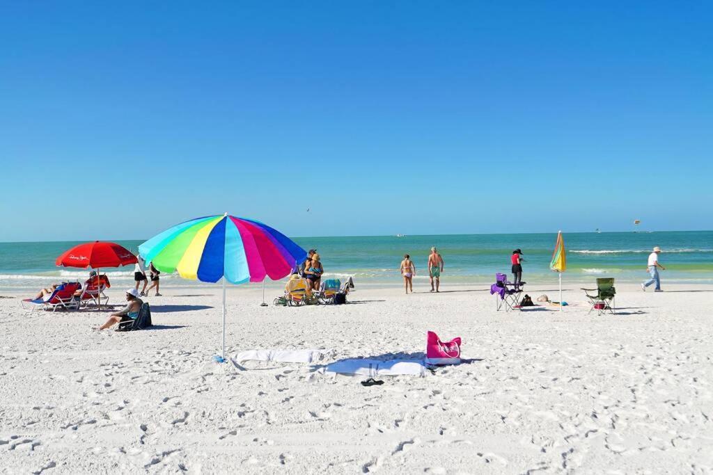 Siesta Cool: Only Minutes Walk To Siesta Beach! Siesta Key Exterior foto